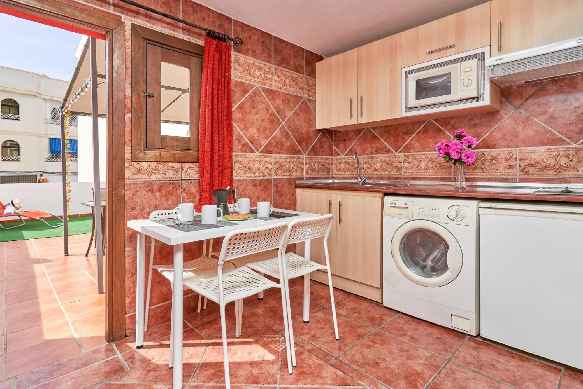 Estudio 1 D En El Centro De Nerja Eksteriør billede